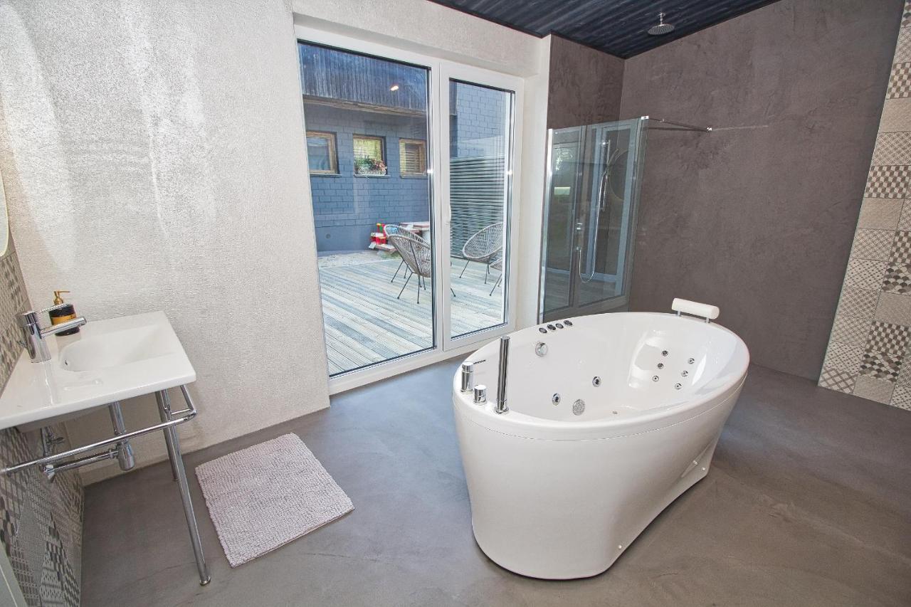 Casa Monkey Paernu With Sauna And Terrace المظهر الخارجي الصورة
